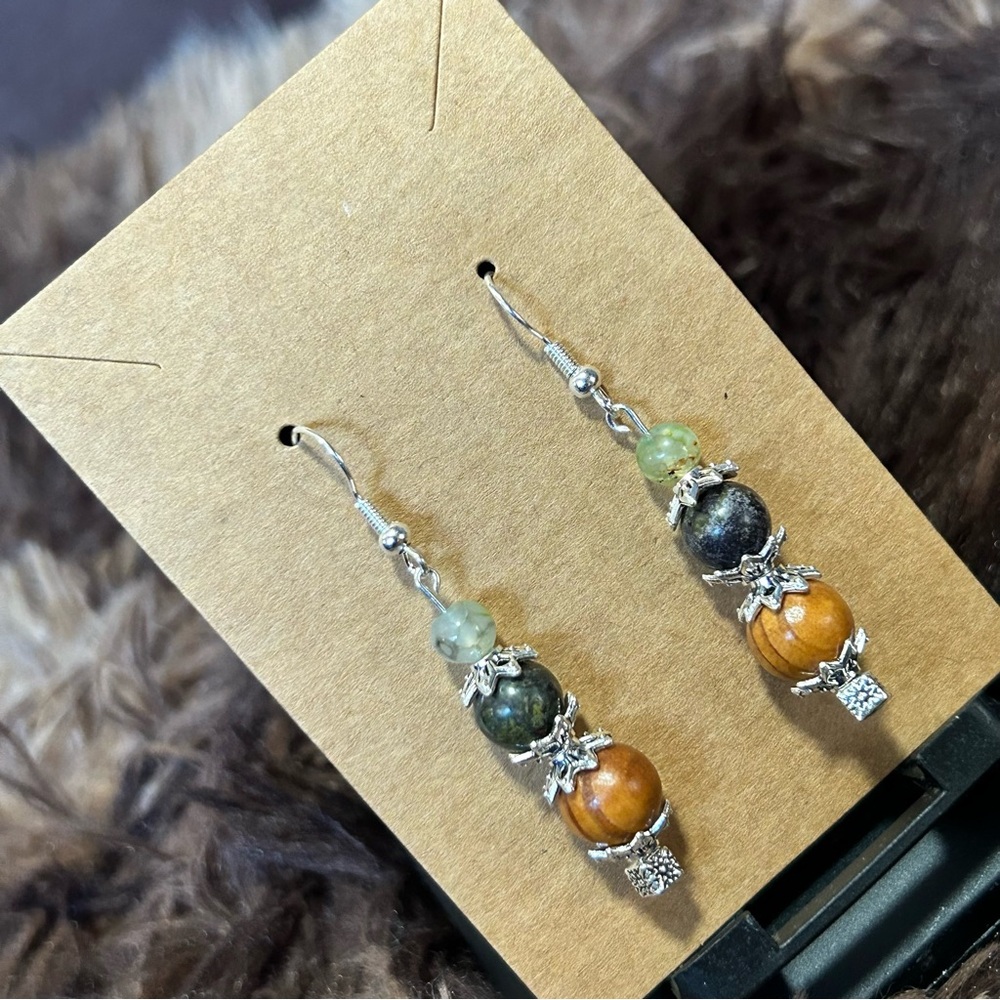 Handcrafted vintage wood bead dragon vein agate larvikite stone earrings